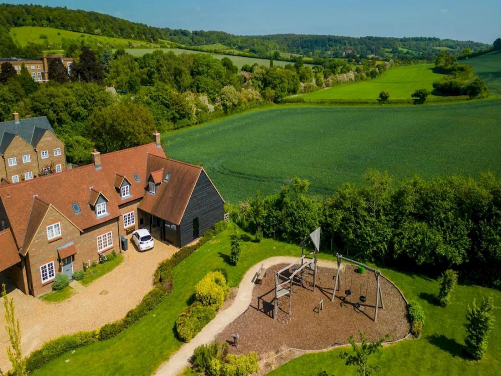 Pass The Keys Bright Spacious Chilterns Hideaway Villa Saunderton ภายนอก รูปภาพ